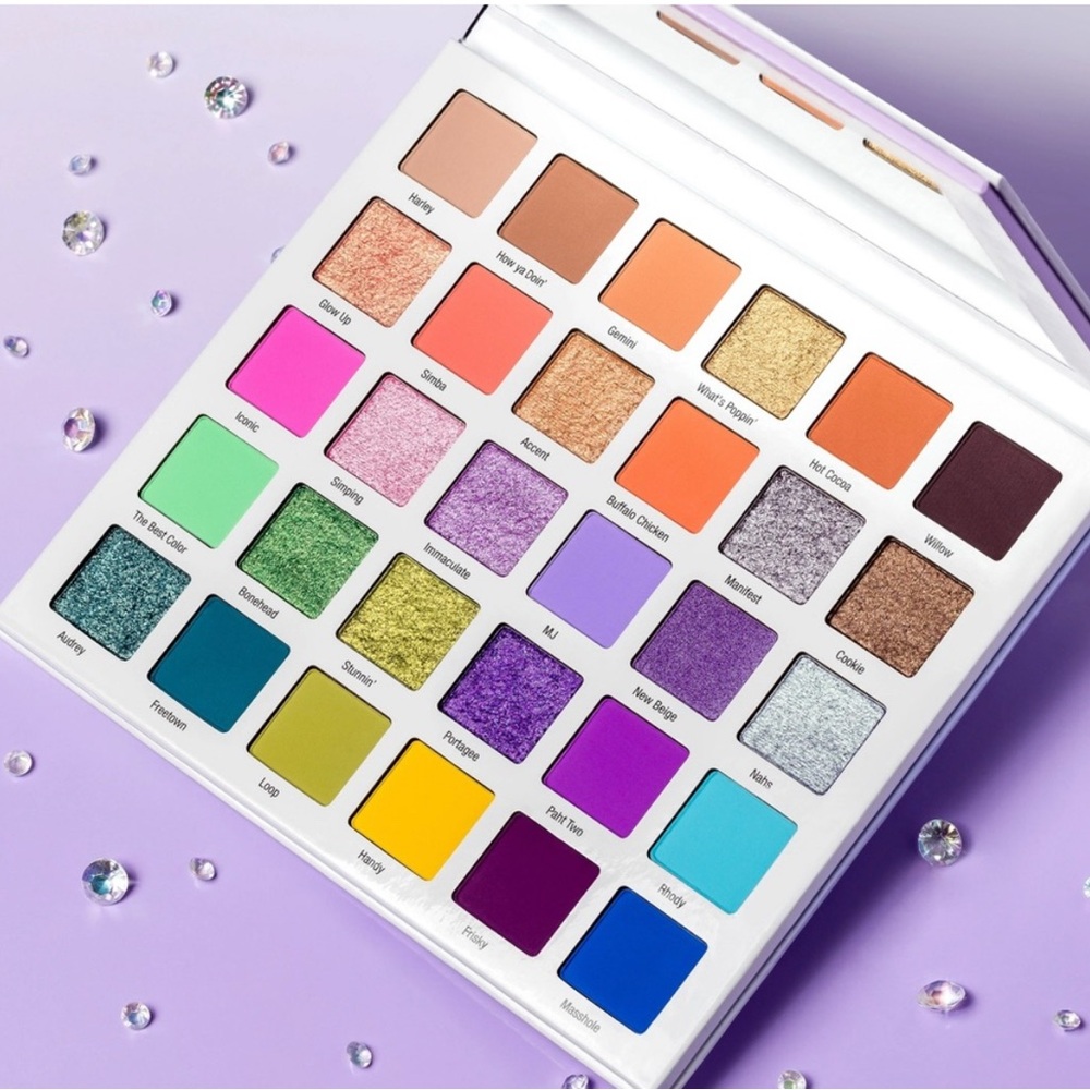 Mikayla X Glamlite Pallette